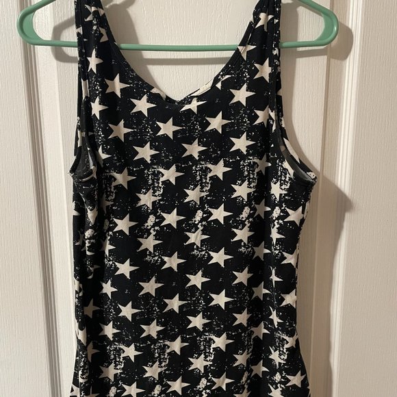 Rue 21 black and white star tank top - Picture 2 of 4